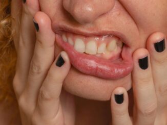 Weshalb verlieren Frauen manchmal Zähne in der Schwangerschaft?