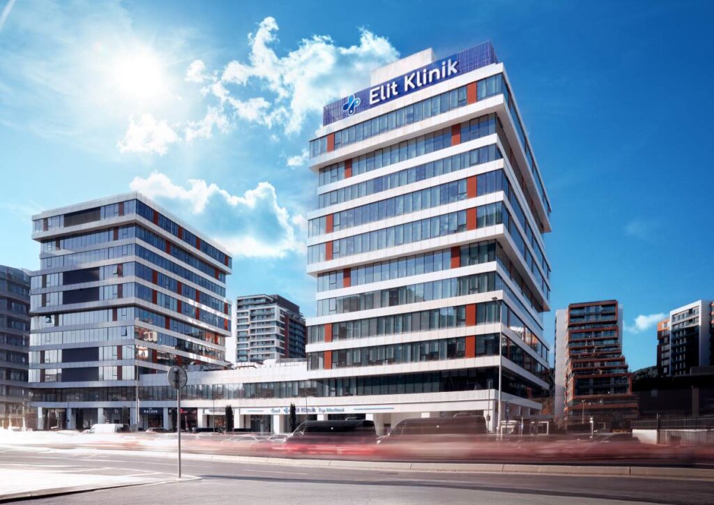 Bild zeigt die Elit Klinik in Istanbul in einer Außenansicht